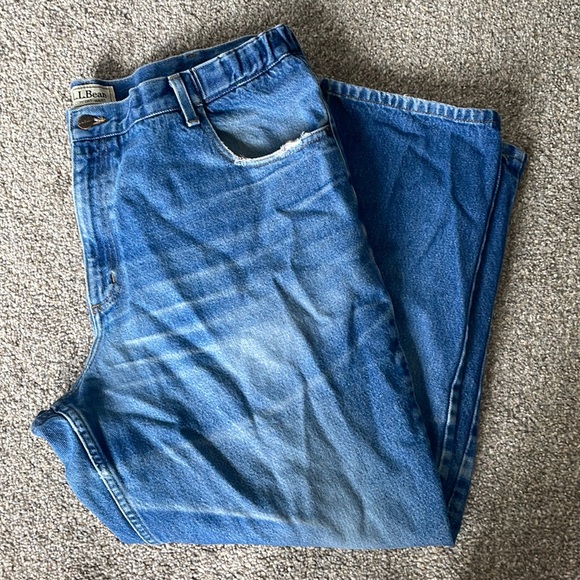 L.L. Bean Jeans Ll Bean Mens Light Wash Comfort Waist Jeans 4x29